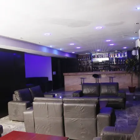 Royalrex Hotel-Guest Suite