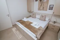 Apartments Piip-ni-More - 4-Star