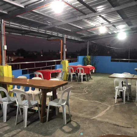 Ravara Natividad Pension House