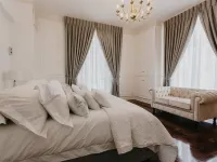 Akamah Estate Hotels in Constantia