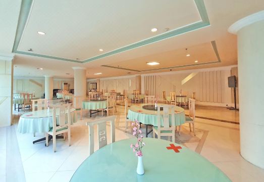 5. 툰정간 호텔..