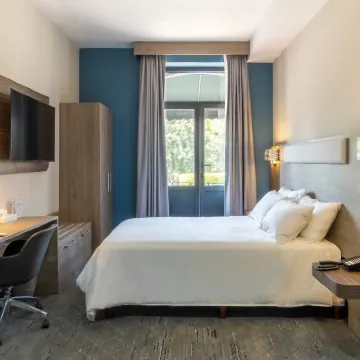 Holiday Inn Express MORELIA CENTRO HISTORICO by IHG Hotels near Acueducto