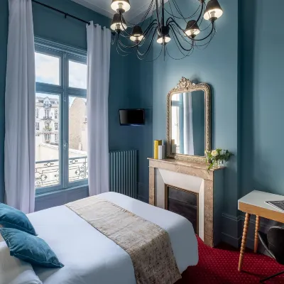 Hôtel de Paris Hotels near Museum National Adrien Dubouche