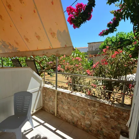 Bikakis Family Apartments