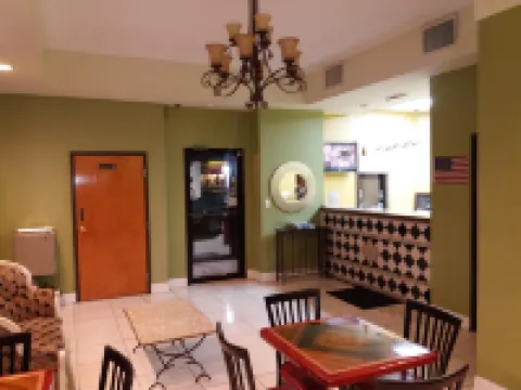 Budgetel Inn and Suites- Fort Gordon