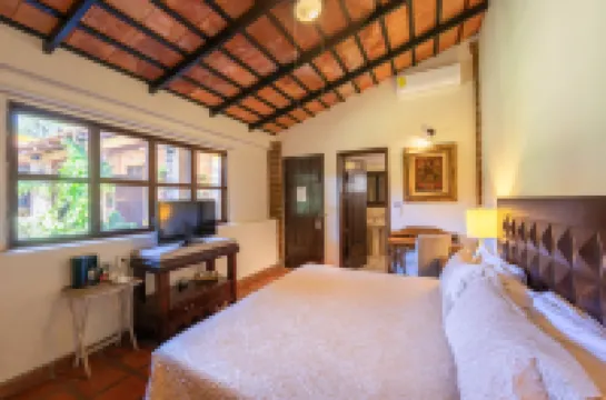 金塔聖卡洛斯酒店 酒店