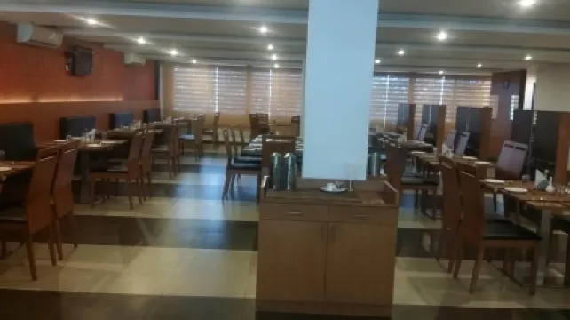 Hotel Viceroy Comforts, Mysore