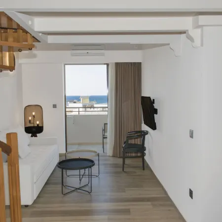 Elina Hotel Apartments