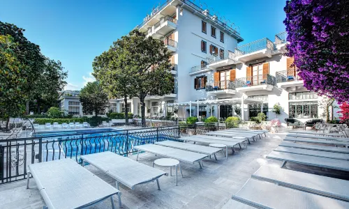 Majestic Palace Hotel