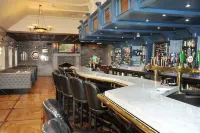 Treacys Oakwood Hotel, Shannon - bar