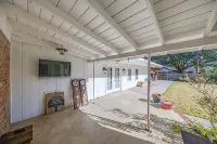 Right At Home-Midland Clermont House w/ Pool and Billiards