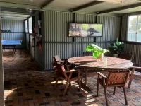 Walpole House is a cosy getaway by the Walpole inlet with a large backyard. Hotels in Walpole
