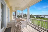 Gulf to Bay Access and Private Heated Pool - Stunning Island Oasis