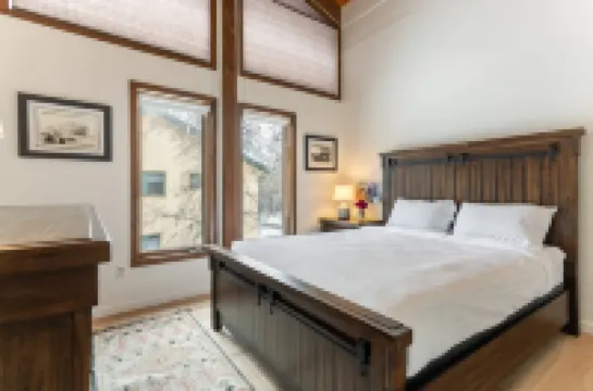 Chic Duplex with Hot Tub and Fireplace - Inviting Mountain Retreat