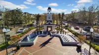 Modern Living with Yoga Studio and Jogging Trail - Stylish Oasis Hotels in Westchase