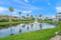 Siesta Bayside Pretty Fountain View Hotels in Siesta Key