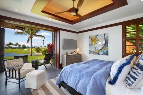 Private Plunge Pool and Stunning Amenities - Luxurious Stylish Retreat