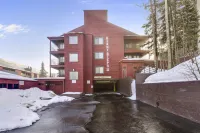 Ski-in/Ski-out Chalet - Mountain Paradise, Fireplace, Deck Hotels in Parowan