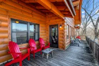 Long Range Views and Private Kayaks - Stunning Mountain Haven Hotels in Lake Lure