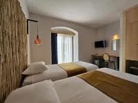 Serpina Hotel