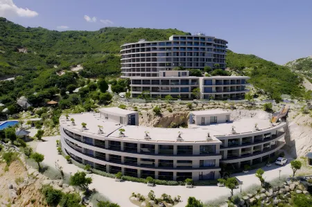 Ohana Village Отели в г. Phu Cat District