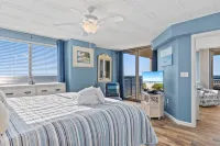 Panoramic Ocean Views and Beach Access - Luxurious Family Haven