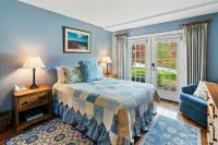 Access to Resort Amenities and Scenic Views - Stunning Luxury Retreat