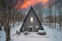 Cozy Modern A-Frame with Hot tub, Fireplace, soak tub & Games