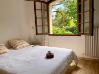 Yacumama Guesthouse Hotels in Hossegor