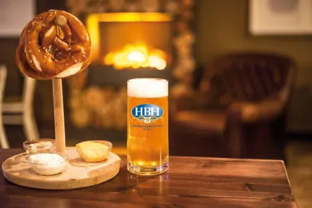 Altstadthotel Arte Отели в г. Айхенцелль