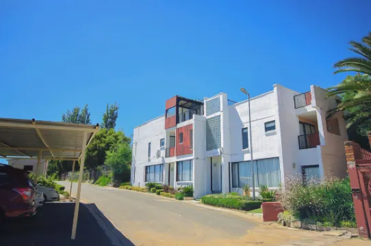 The Advocate Suites Hoteles en Maseru