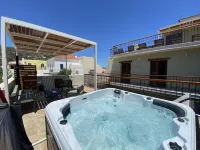 Andros 4 All Seasons Villas & Suites - Hot Tub