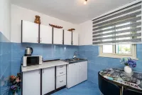 Apartment & Rooms Alan