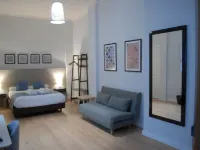 La Perla Granada Suites Hotels near Saint Jerome Monastery