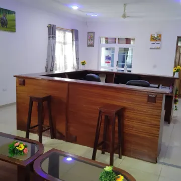 Renajoe Exclusive Guesthouse Tema Community 9