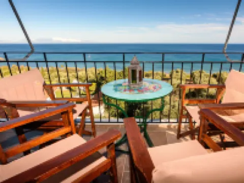 Eros Home, Perfect Location, Panoramic Sea View Hotels in Koroni
