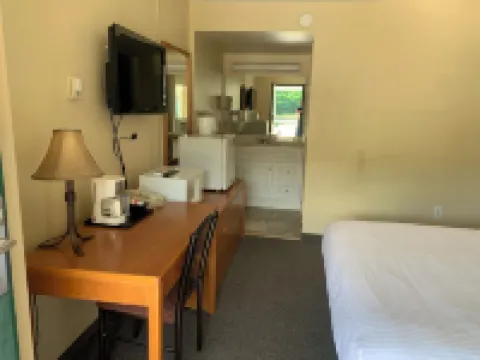Peace Valley Inns Hotels in Peace River