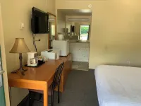 بيس فالي إنز فنادق في بيس ريفر