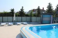 Luander Hotel - Pools