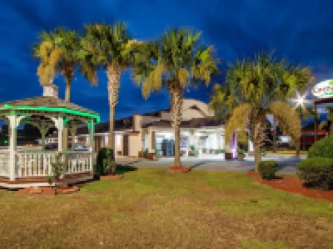 Carolina Lodge Hotels in Barnwell