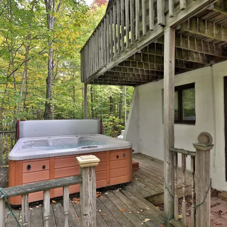 Left Duplex Home Directly Across from Pico Mountain, Close to Killington. 3 Bedroom Home
