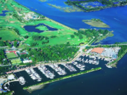 HOTIDAY 格拉多碼頭 格拉多酒店