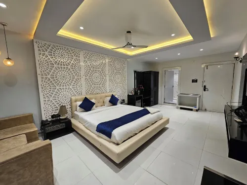Hotel MK Vivanta