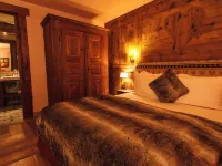 Au Coeur des Neiges Resort Spa & Free E-Bike Hotels near Arp