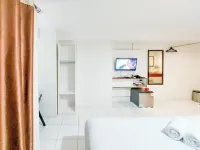 Good and Restful Studio (No Kitchen) at Sentraland Medan Apartment Hôtels à : Medan Area
