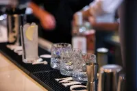 Avenue Hotel - بار