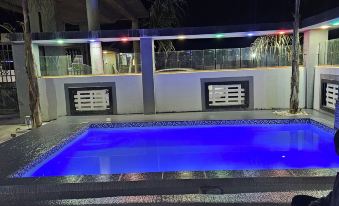 Adelina Hotel