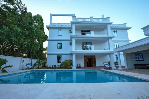 Diani Luxe Spacious A -  Ferienwohnungen