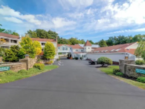 Meadowmere Resort Hotels in Ogunquit