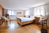 Gentner - Hotel Garni Hotels in Weissenburg in Bayern